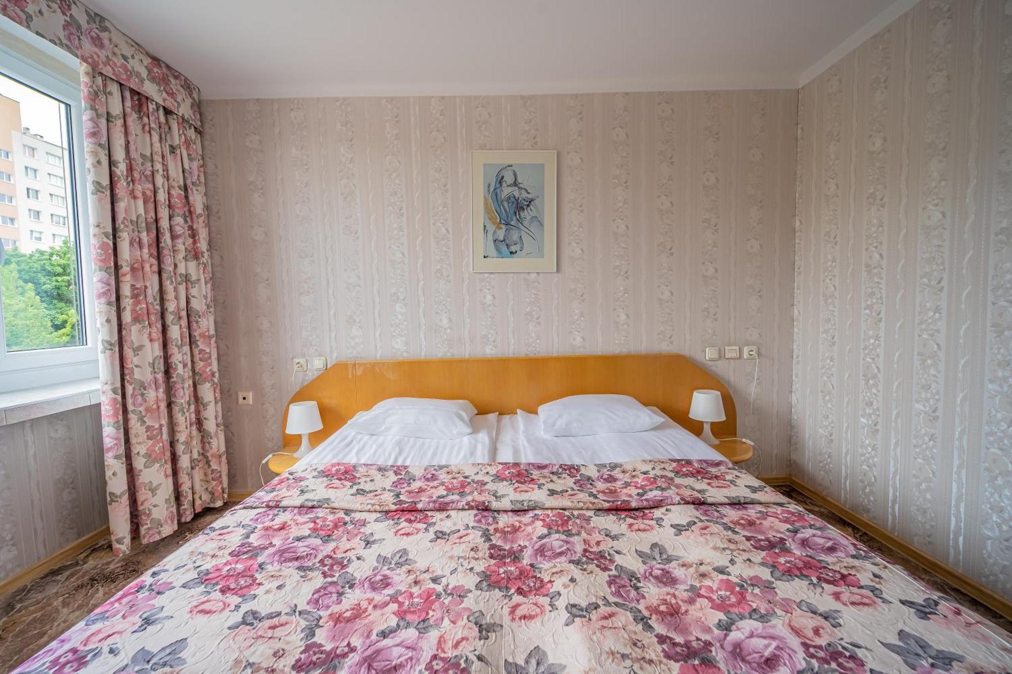 Hotel Mazowiecki Lodz Ngoại thất bức ảnh