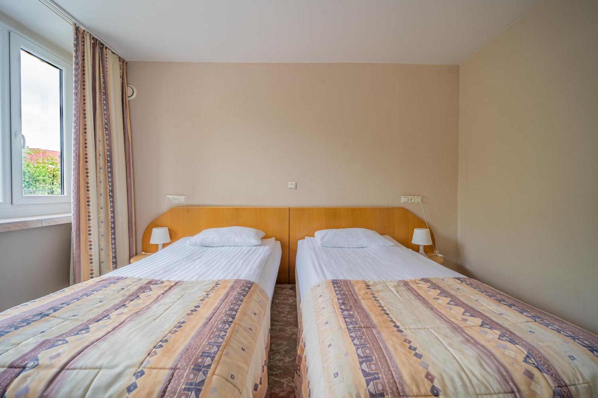 Hotel Mazowiecki Lodz Ngoại thất bức ảnh