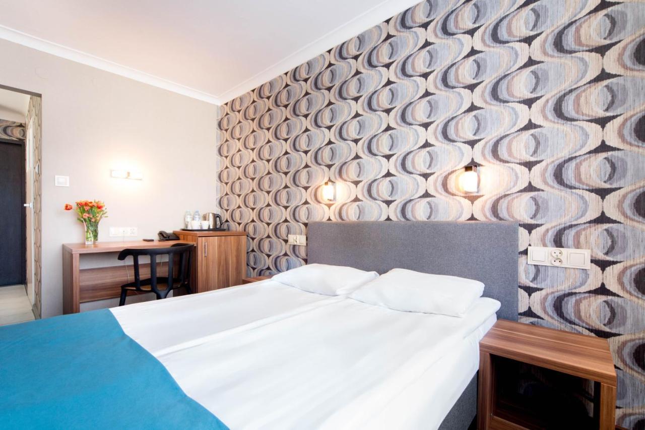 Hotel Mazowiecki Lodz Ngoại thất bức ảnh