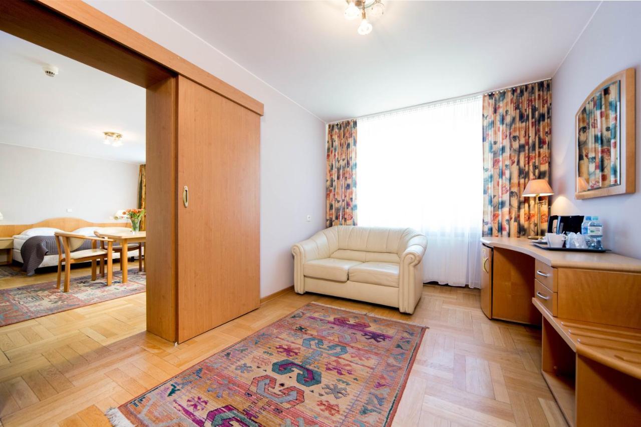 Hotel Mazowiecki Lodz Ngoại thất bức ảnh